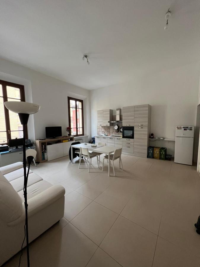 Apartament Grande Stanza Matrimoniale In Palazzo Signorile Mirandola Zewnętrze zdjęcie